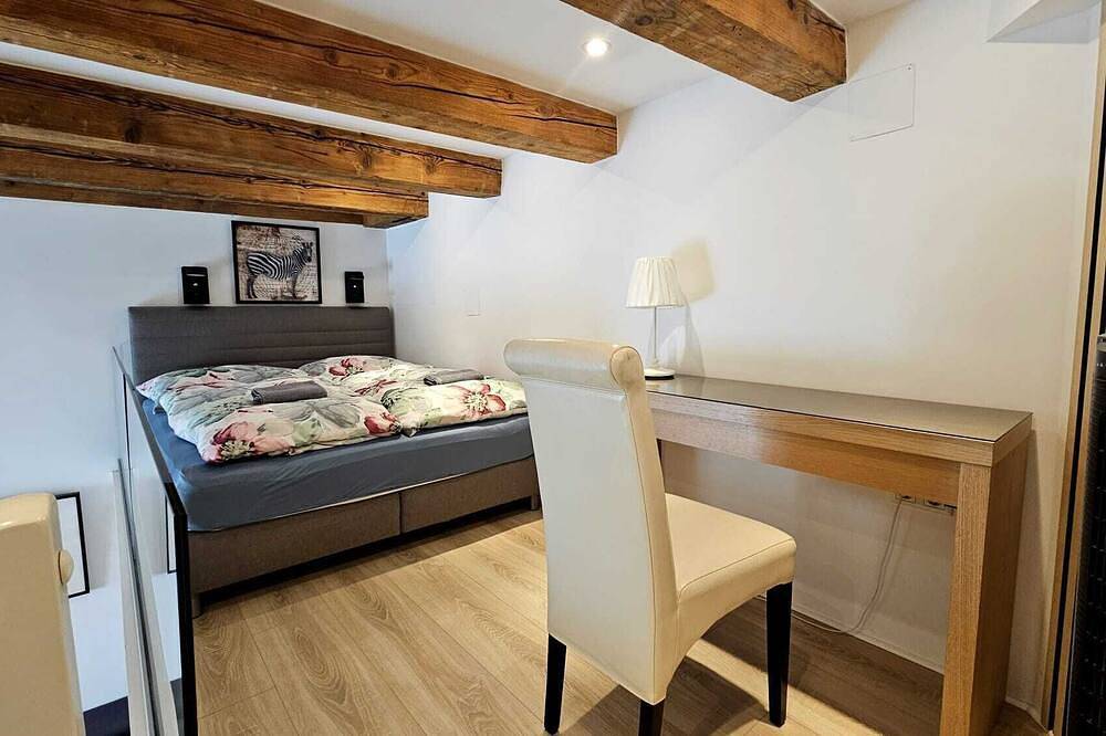 Ganze Wohnung, Stilvolle Studio-Apartment auf zwei Ebenen im Herzen des  Grinzing in Wien, Wienerwald