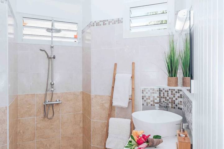 Ganze Wohnung, Wohnung Saint-Claude 58 m² mit Meerblick in Saint-Claude, Guadeloupe