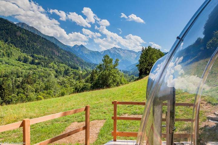 Tente pour 2 personnes, avec Jacuzzi et Terrasse ainsi que Jardin et Vue dans l' Isère - 4