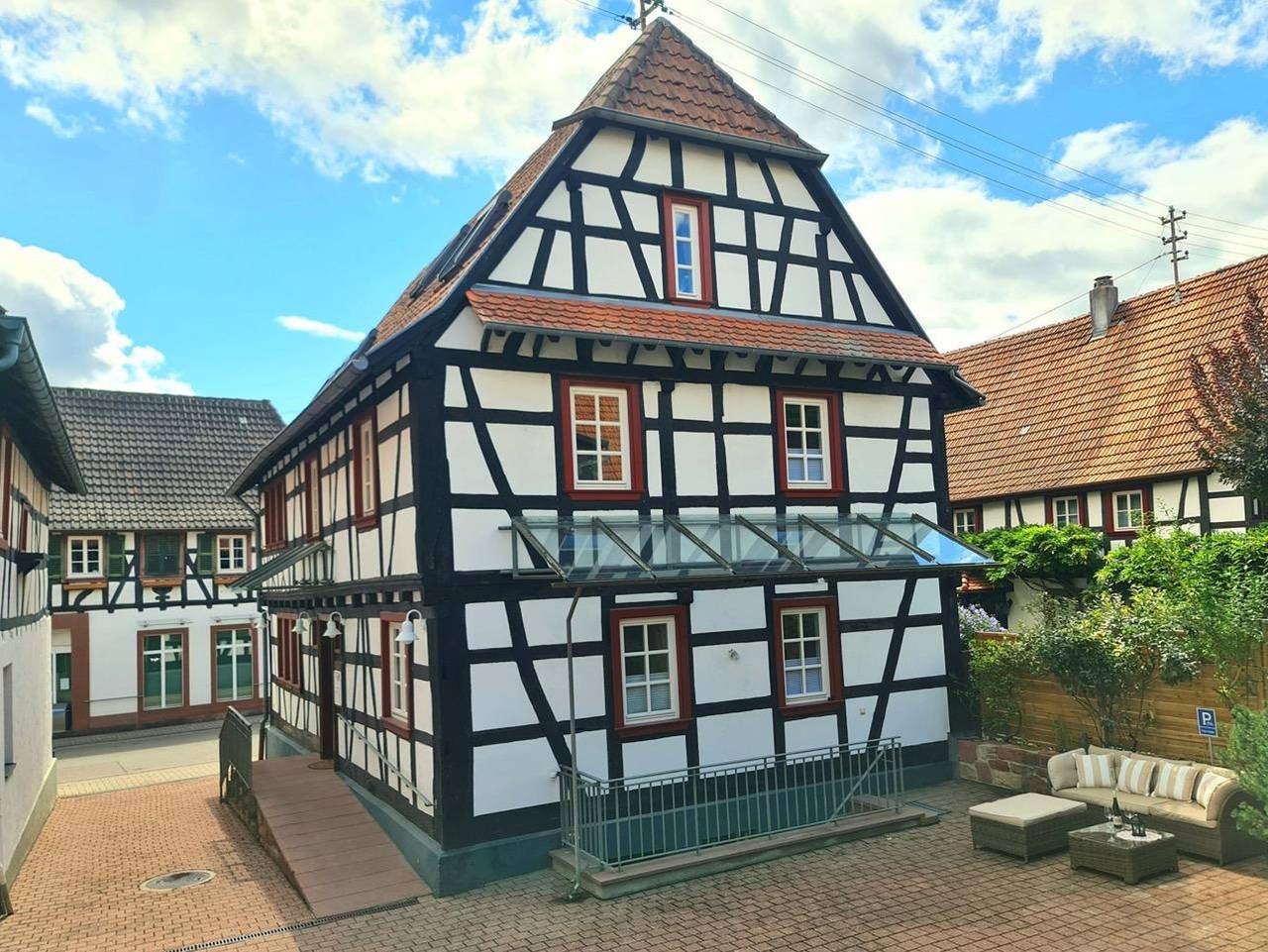 Ganze Ferienwohnung, Avahome Kandel - Avahome 3 Kandel - Badewanne, Boxspringbett, Wlan in Kandel, Rheinebene