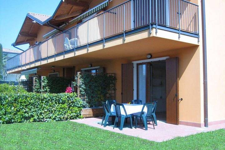 Ferienhaus für 7 Personen, mit Pool und Balkon, mit Haustier in Lazise