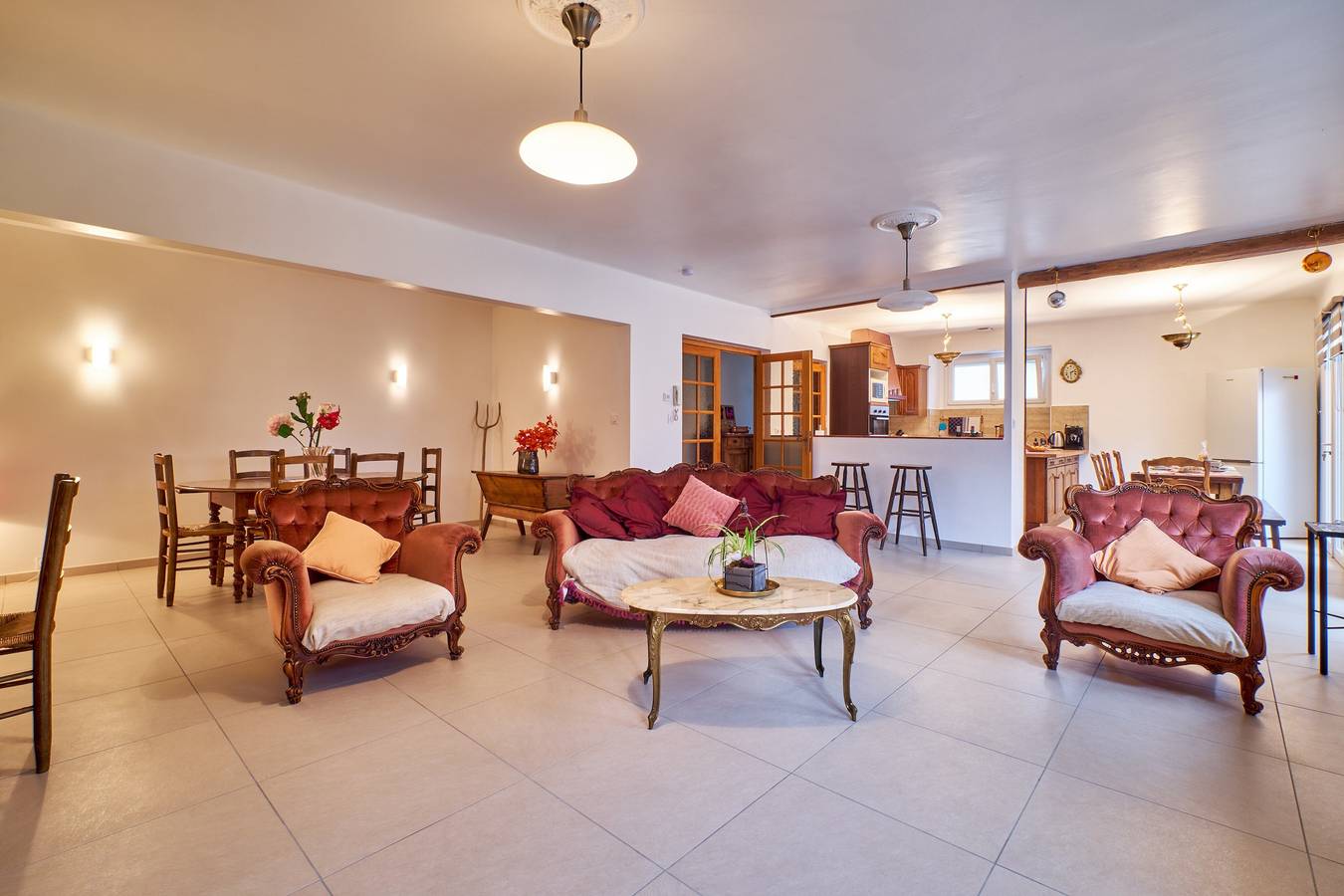Maison de vacances "Chez Emile" avec vue sur les montagnes, terrasse privée et Wi-Fi in Brézins, Isère