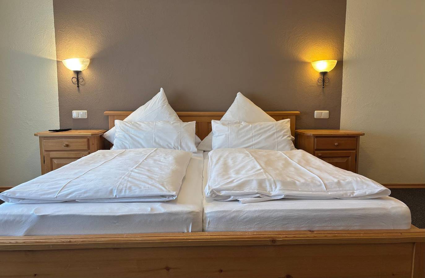 Pension Leithenwald - Ferienwohnung Silberberg (70qm) mit Balkon und zwei Schlafzimmern in Zwiesel, Ostbayern