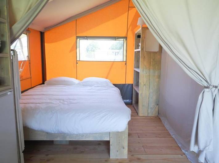 Location de vacances pour 6 personnes, avec terrasse et sauna ainsi que jacuzzi et piscine, animaux acceptés à Fleurie - 3