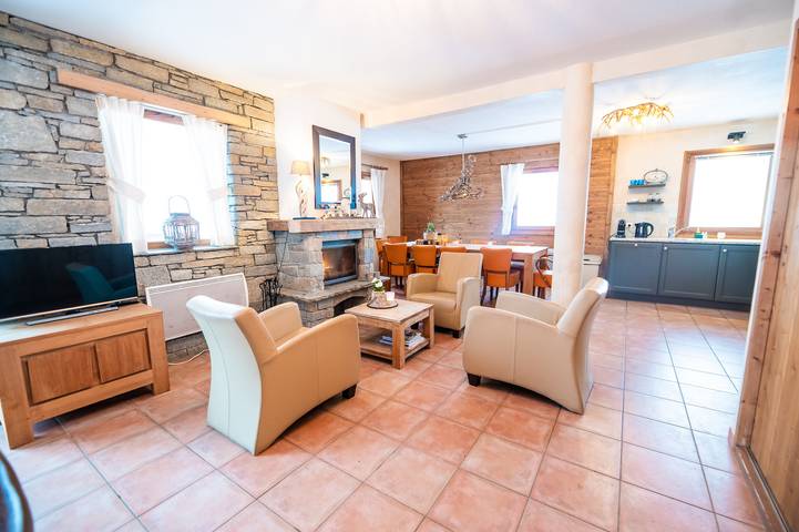 Chalet pour 12 personnes, avec terrasse à Saint-François-Longchamp