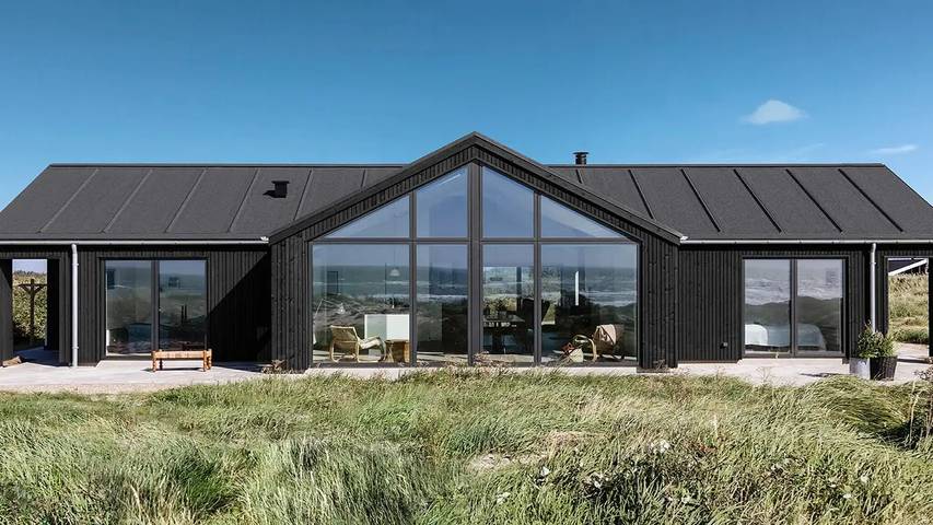 Ferienhaus für 11 Personen, mit Whirlpool und Terrasse sowie Pool und Sauna in Løkken