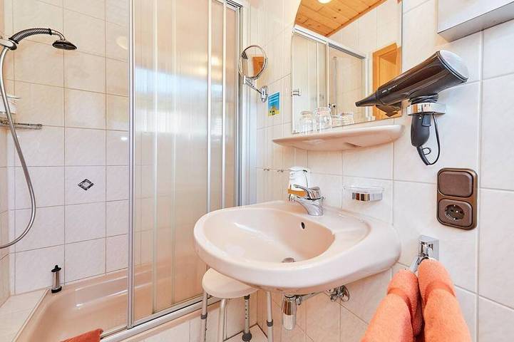 Ferienwohnung für 2 Personen, mit Garten in Wolf - 2