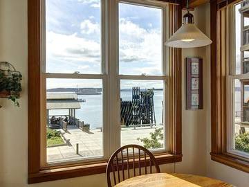 Bed And Breakfasts for 4 Guests in Port Townsend, Puget Sound, Picture 2