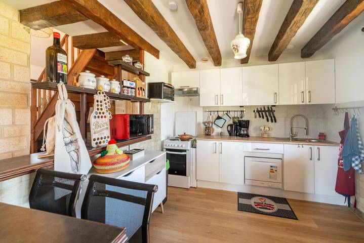 Location de vacances pour 8 personnes, avec jardin ainsi que piscine et jacuzzi, animaux acceptés à Torcé-Viviers-en-Charnie - 4