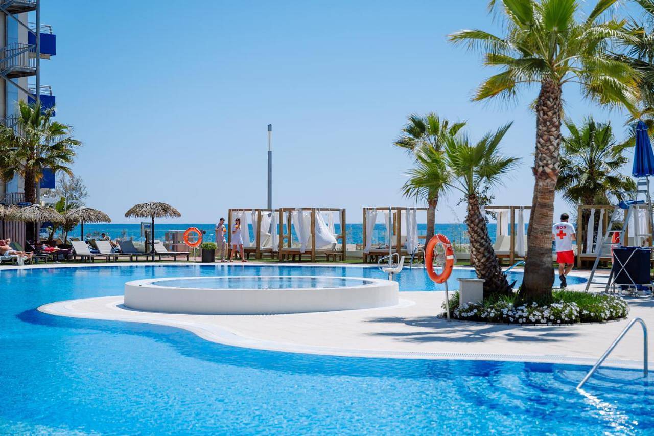 Hotel Tahití Playa & Suites 4Sup in Platja de Llevant (Malgrat de Mar), Santa Susanna