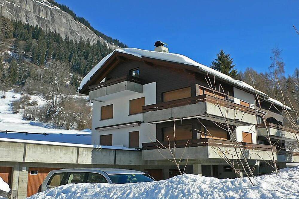 Ganze Wohnung, Valetta Sura by Interhome in Flims-Dorf, Flims