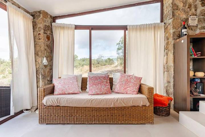 Casa rural para 9 personas, con vistas y jardín, Se admiten mascotas en Ituero y Lama - 2