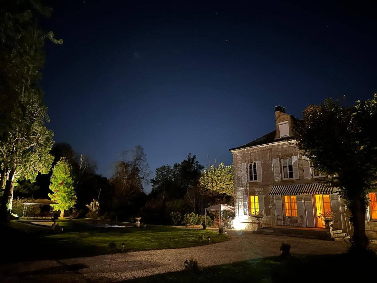 French Corréze Moulin Bleu in Saint-Pantaléon-de-Larche, Région de Brive-la-Gaillarde