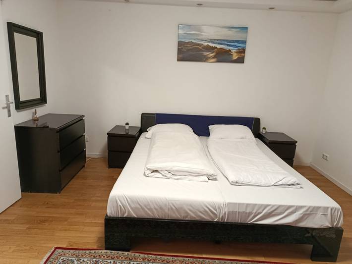 Holiday apartment for 6 people, with balcony, with pets in Munich