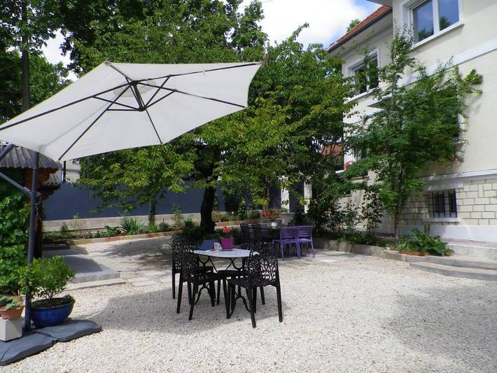 Maison d’hôte pour 3 personnes, avec vue et jardin, adapté aux familles dans les Hauts-de-Seine - 4