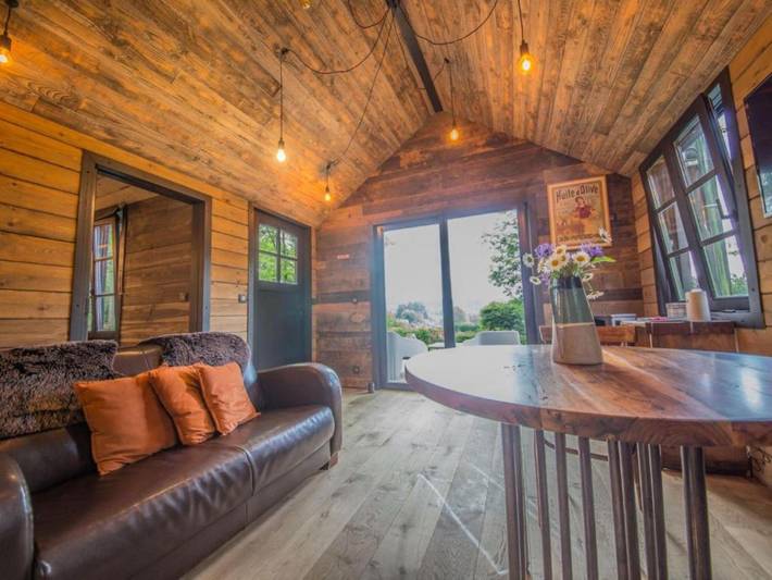 Gemütliches Chalet mit Spa und schöner Aussicht in Ferrières (Lüttich), Lüttich und Umgebung