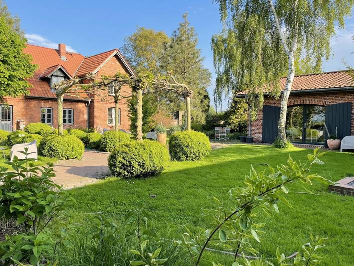 Ferienwohnung für 22 Personen, mit Terrasse, kinderfreundlich in Saal