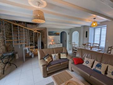 Gîte pour 5 personnes, avec jardin et terrasse à Courtils