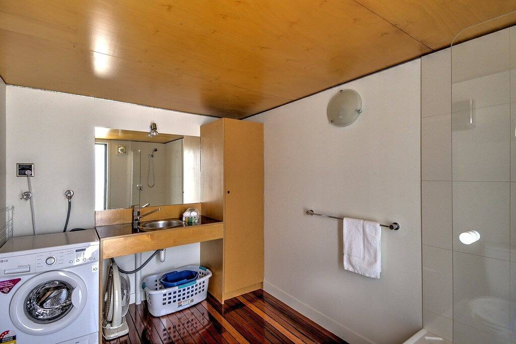 Holiday Apartment for 4 People in Coles Bay, Tasmania