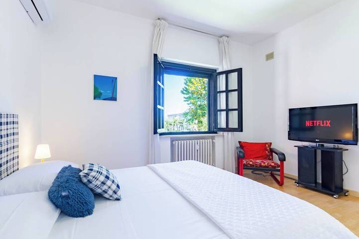 Ganze Wohnung, Villino D'Agostino · Beachside 2-room villa flat, garden view balcony in Francavilla al Mare, Chieti Provinz