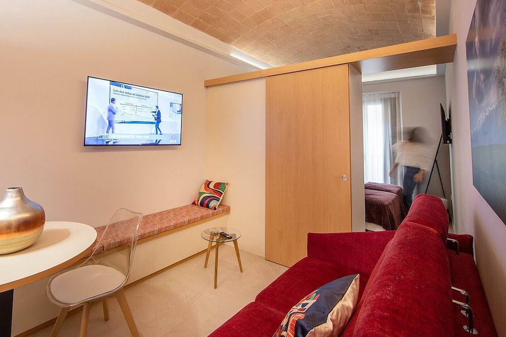 Ganze Wohnung, 2-3 Canigó - Standard Apartment in Figueres, Oberampurien