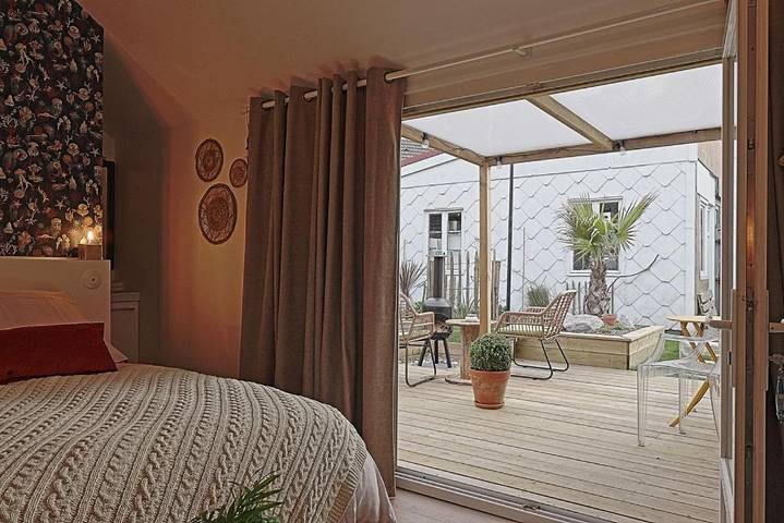 Chambre d’hôte pour 2 personnes, avec Jacuzzi ainsi que Terrasse et Jardin à Sangatte