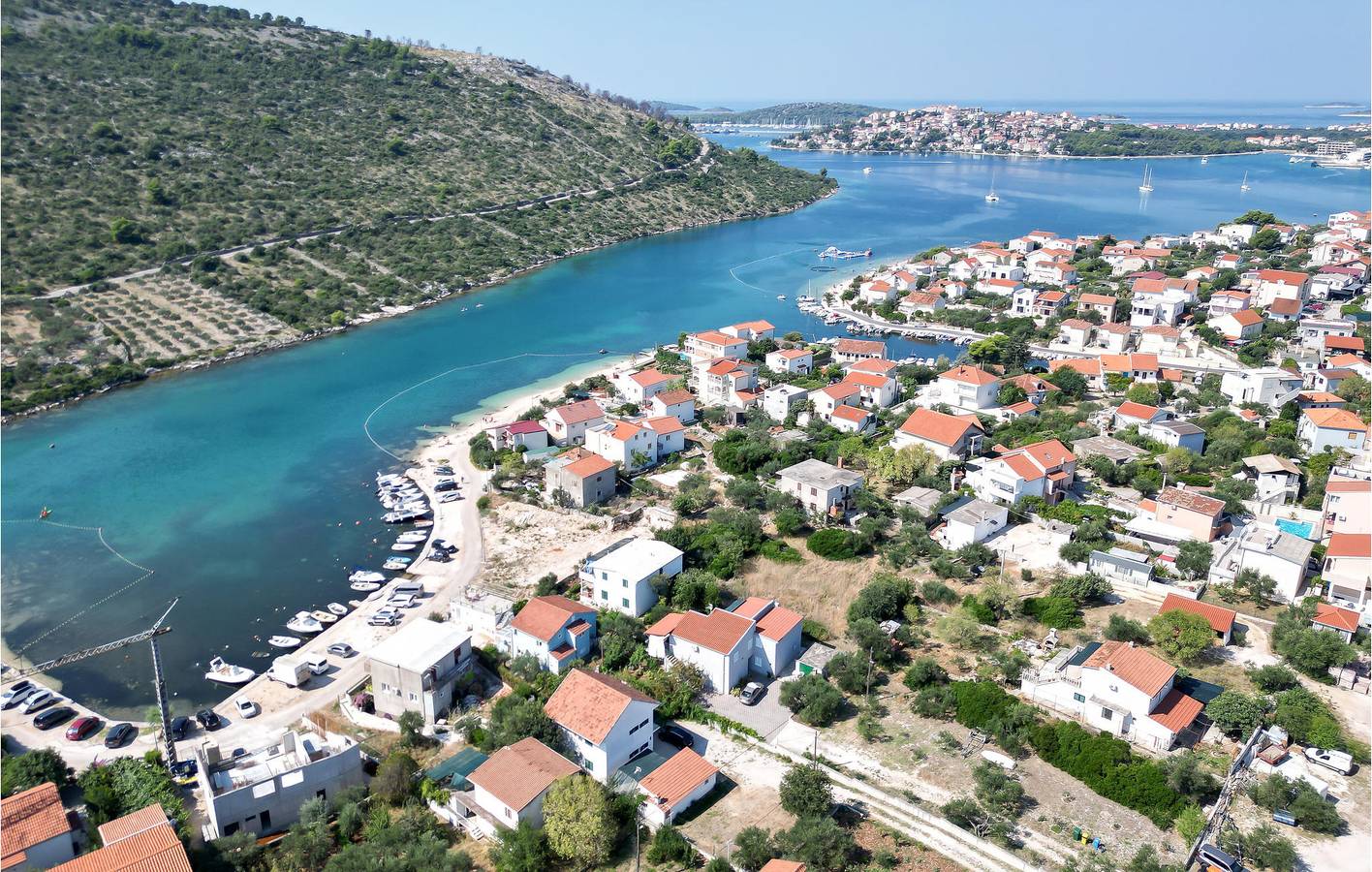 Holiday home for 8 people with terrace in Rogoznica, Šibenik-Knin