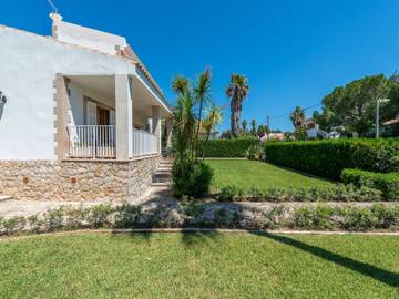 Villa in Playa del Port de Pollença, Pollença für 8 