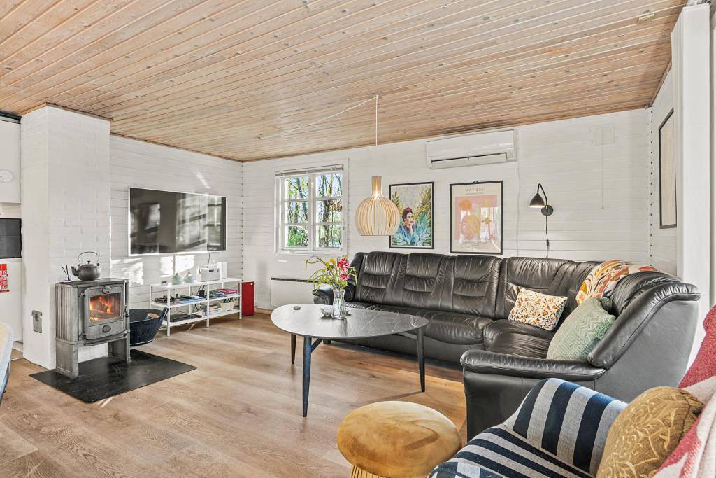 Hyggeligt sommerhus til 6 personer med vildmarksbad in Bork Havn, Ringkøbing Fjord