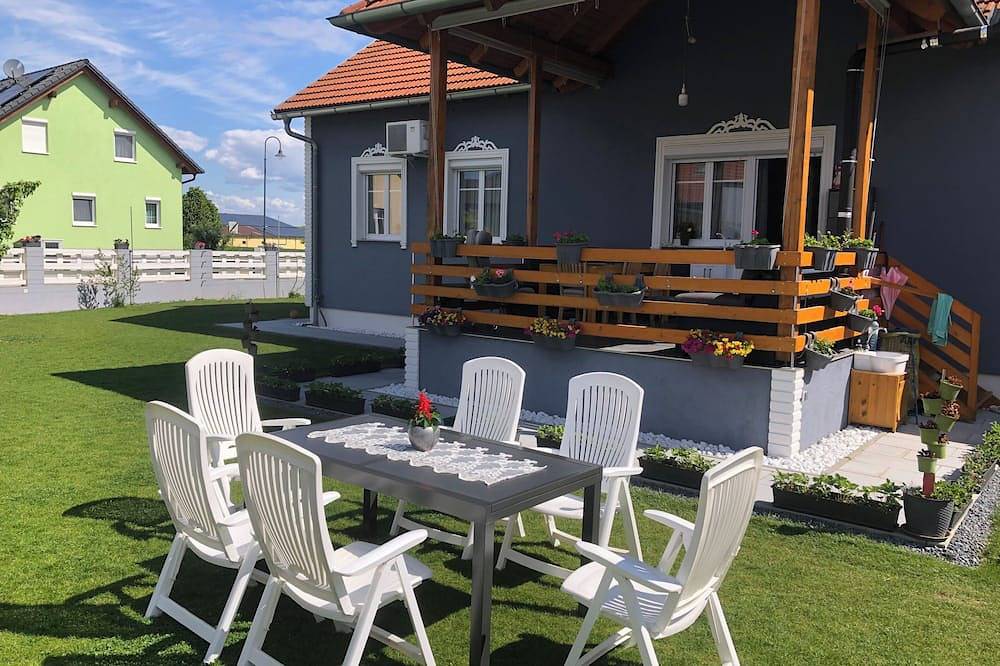 Beautiful 4-Bed House in the Weinviertel in Hollabrunn