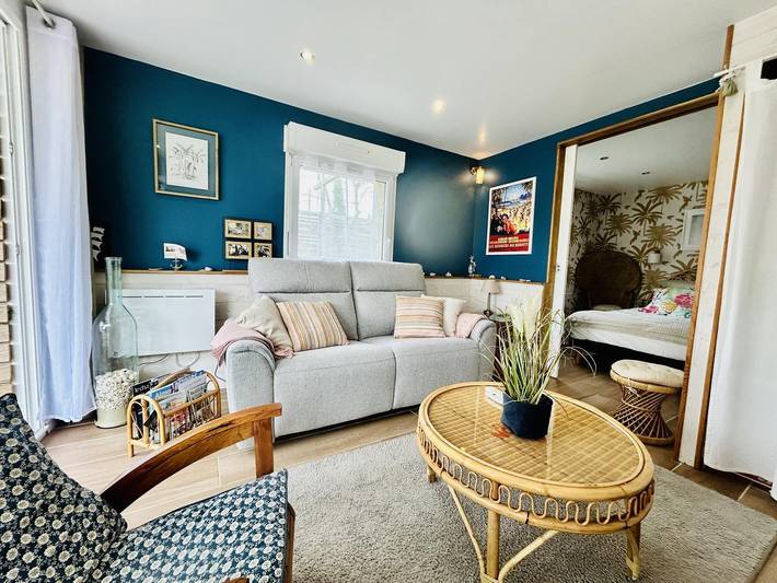 Gîte pour 2 personnes, avec terrasse ainsi que jardin et jacuzzi