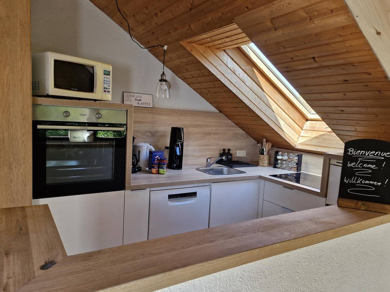 Ganze Ferienwohnung, 2-Bett-Fewo Karitz bis 4 Personen in Königsfeld, Osteifel