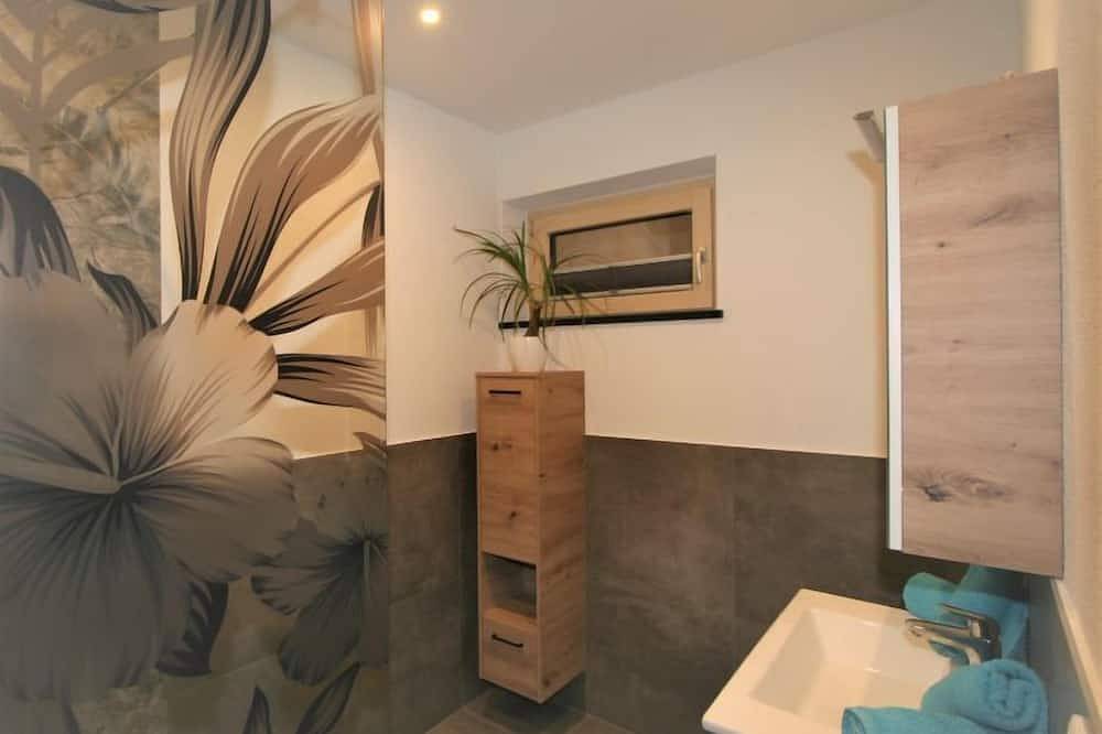 Ganze Wohnung, Haus Goldmann by Interhome in Ginzling, Zillertaler Alpen