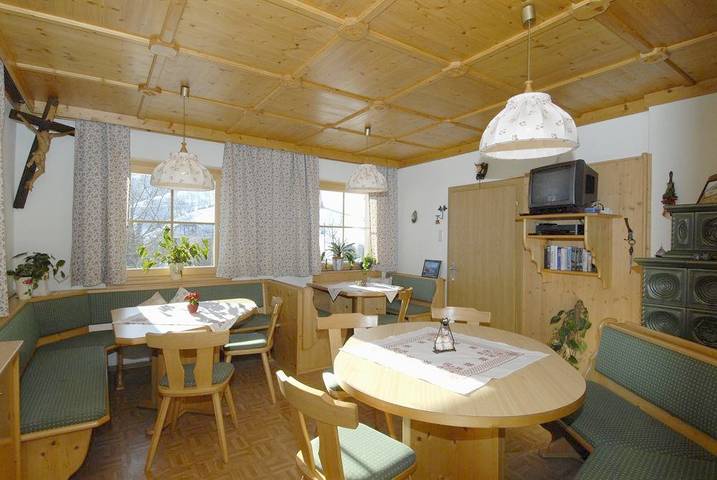 Ferienwohnung für 8 Personen, mit Balkon und Terrasse sowie Garten in Großarl - 3