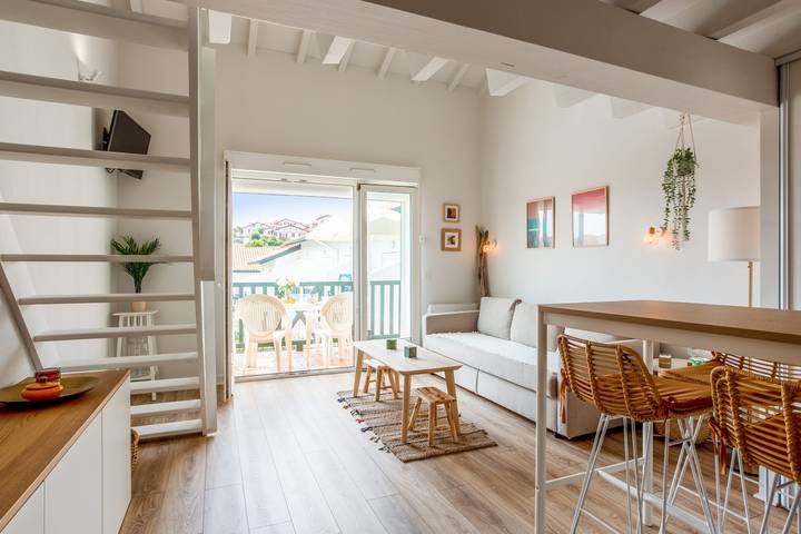 Apartamento para 4 personas, con Terraza y Piscina en Bidart
