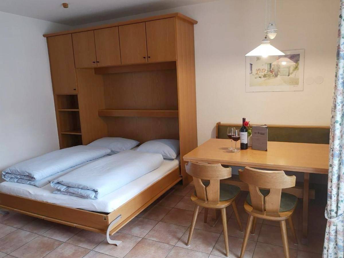 Studio Apartment in Goldrain, Laces