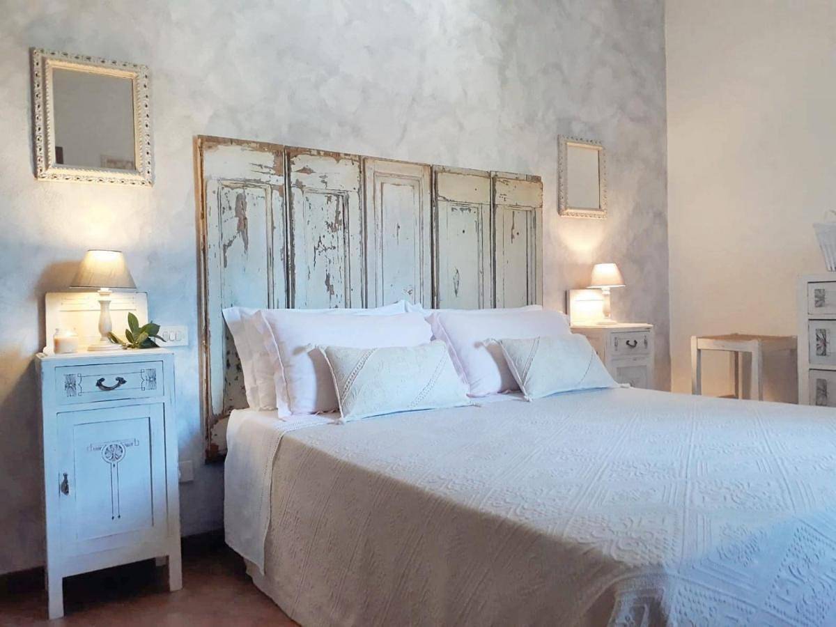 Ganze Wohnung, Charming Apartment in Lisciano Niccone with Shared Pool in Lisciano Niccone, Valtiberina