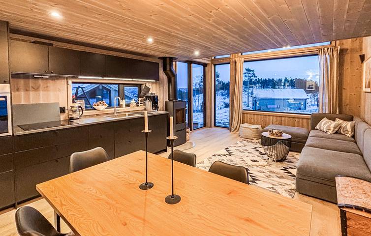 Ferienhaus für 7 Personen mit Sauna in Bø