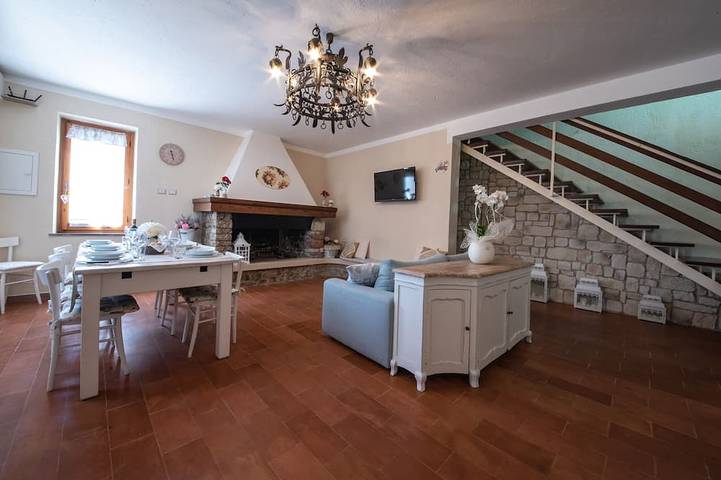 Villasubasiorelax, panorama,uso esclusivo,privacy,piscina,natura, Spello, Assisi in Spello, Perugia e dintorni