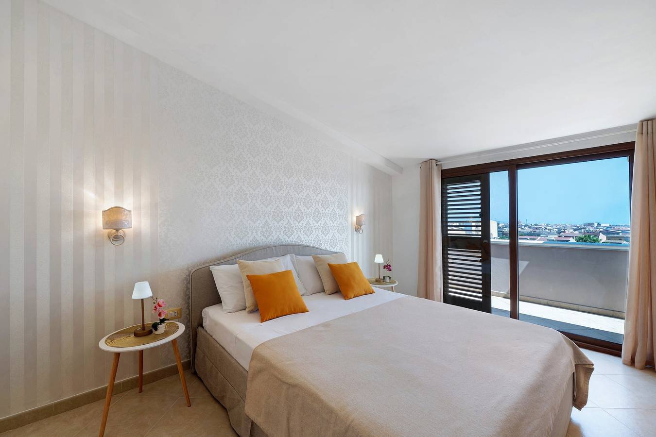 Appartamento intero, Agorattico - Elegante Attico con Terrazza Panoramica in Quartu Sant'Elena, Campidano