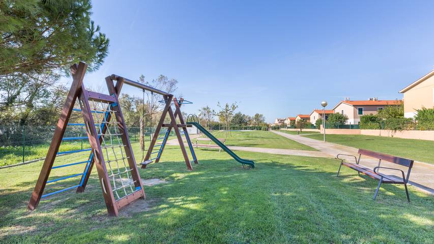 Casa rural para 6 personas, con Balcón y Terraza además de Jardín y Piscina en Palau-sator - 3