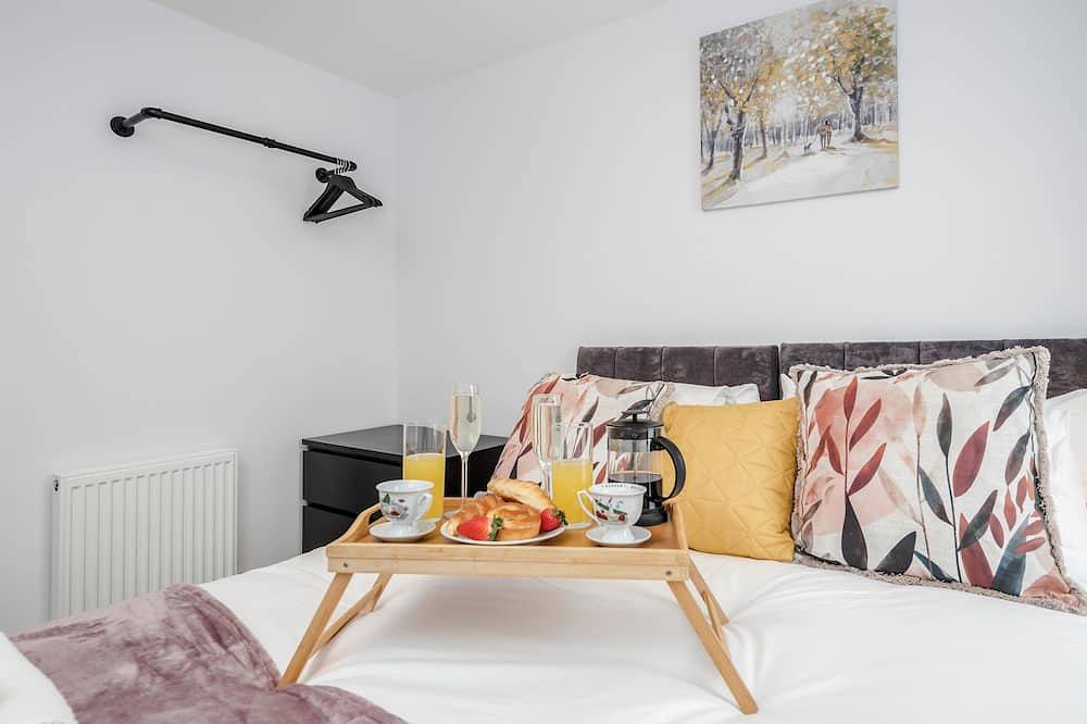 Apartamento entero, Apartamento-Lujoso-Baño privado externo in Watford, Hertfordshire