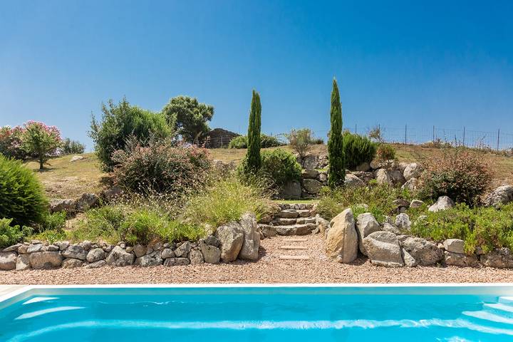 Villa per 8 persone, con piscina e giardino, adatto a famiglie con bambini - 1