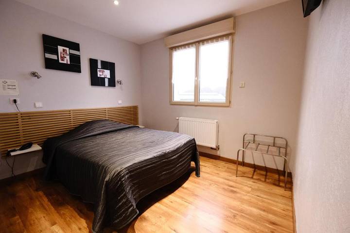 Hôtel pour 2 personnes, avec terrasse et vue à Bar-le-Duc - 3