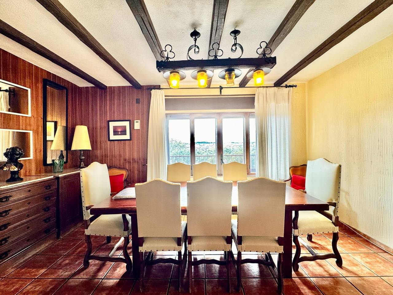 Apartment in Galapagar with Pool and Garden in Galapagar, Communaute de Madrid