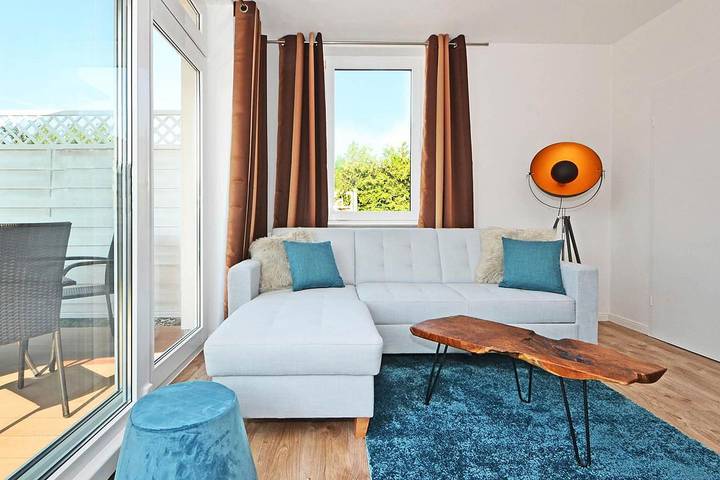 Ferienwohnung für 4 Personen, mit Terrasse und Garten in Koserow