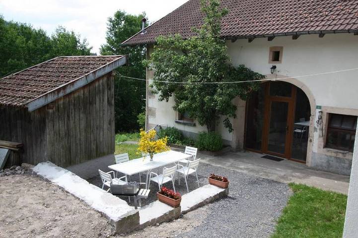 Gîte pour 9 personnes, avec balcon et jardin