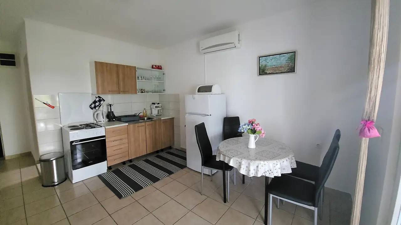 Ganze Ferienwohnung, Ferienwohnung für 6 Personen (57 m²) in Pještata in Dubrovnik-Neretva