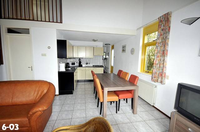 Albatros 6 in Julianadorp aan Zee, Julianadorp