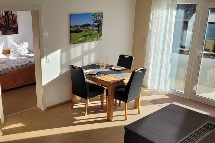 Ferienwohnung für 3 Personen, mit Terrasse und Garten